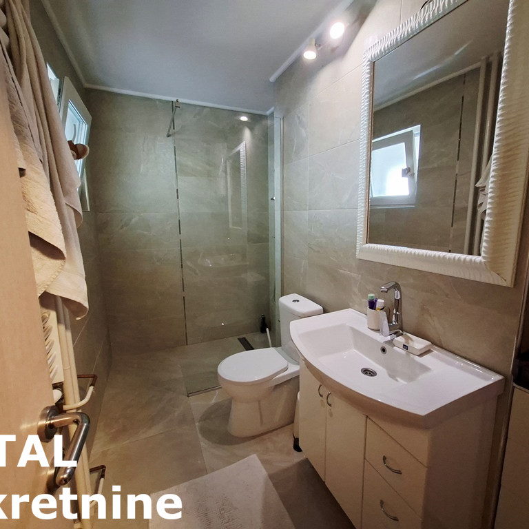 Četvorosoban stan na prodaju, Centar, Novi Sad, 116m², 370.000 €
