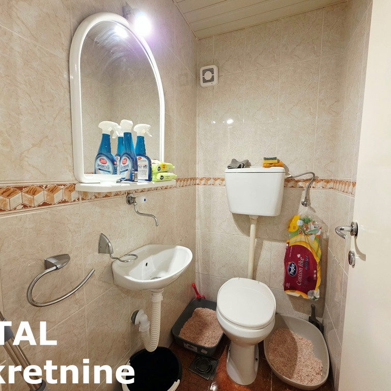 Troiposoban stan na prodaju, Grbavica, Novi Sad, 79m², 260.000 €
