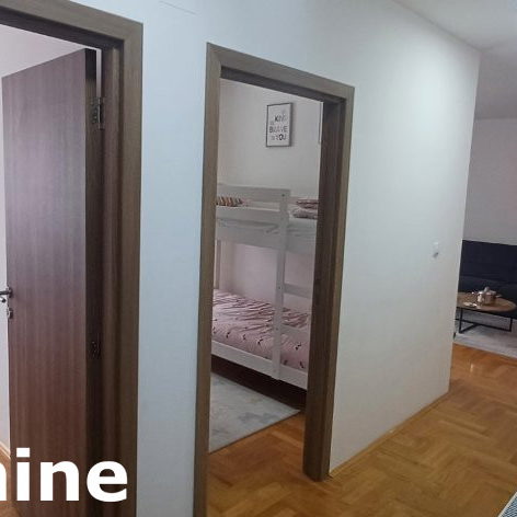 Trosoban stan na prodaju, Nova Detelinara, Novi Sad, 63m², 1. sprat, 249.000 €
