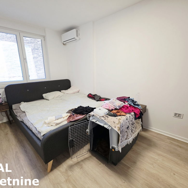Stan Prodaja Novi Sad  104 m2