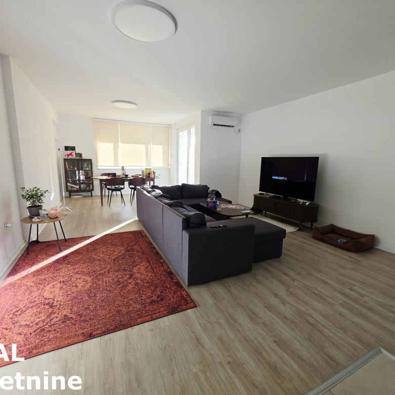 Stan Prodaja Novi Sad  104 m2