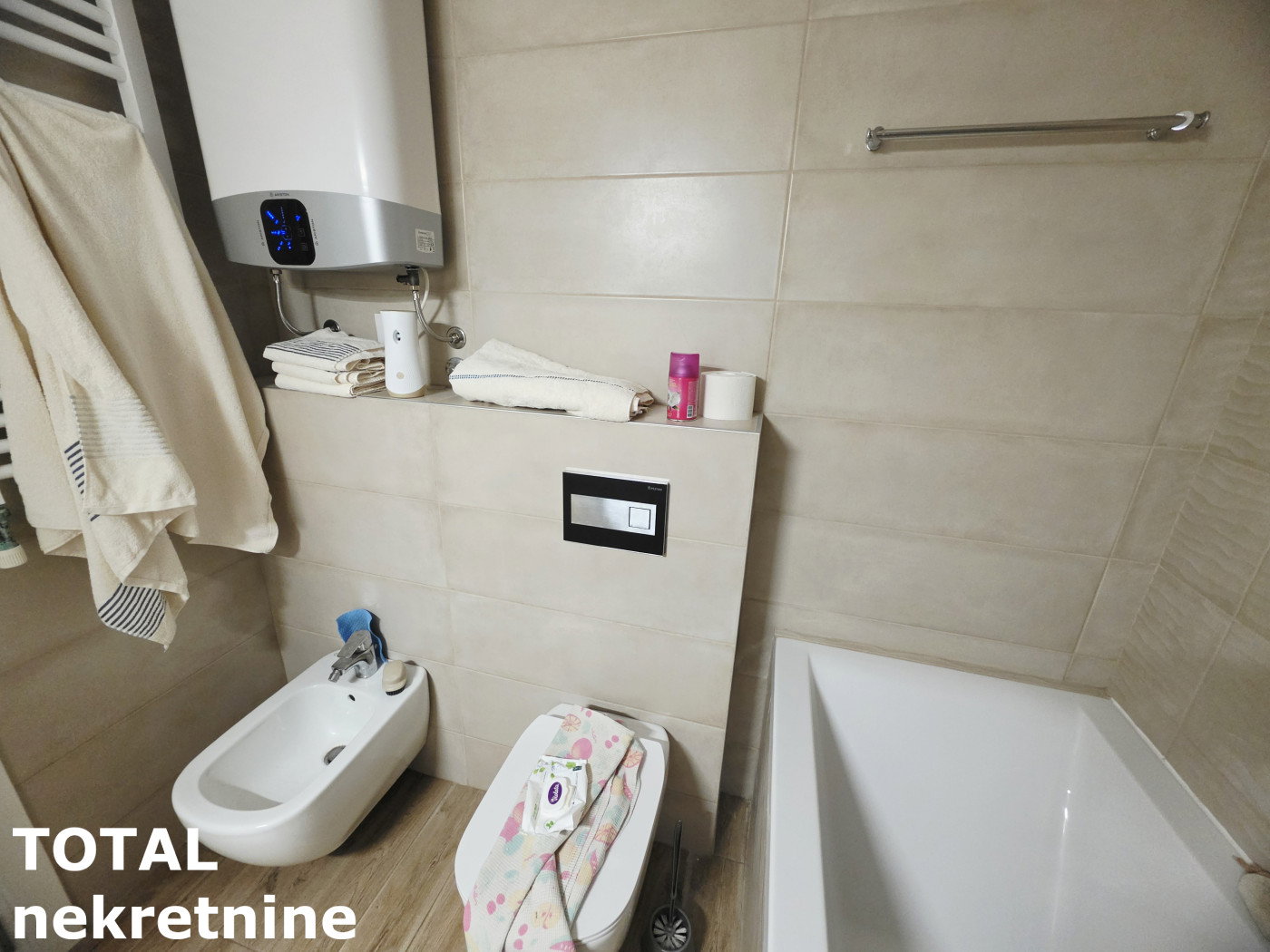 stanovi-3-5-re-sajam-1102999-itvuu Troiposoban stan na prodaju, Sajmište, Novi Sad, 104m², 350.000 €