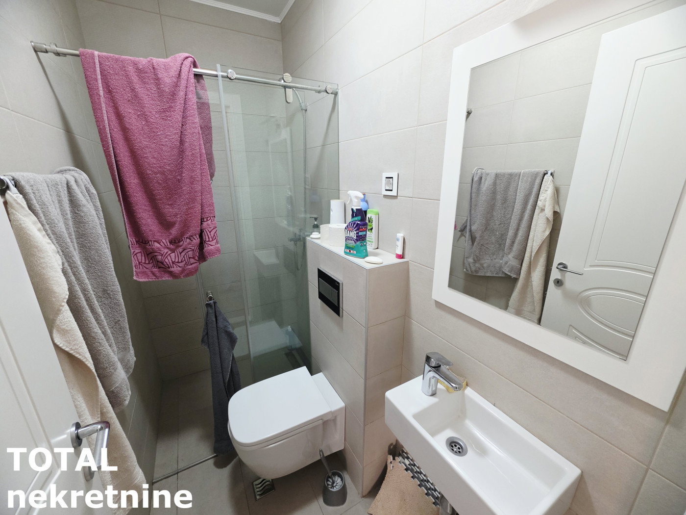 stanovi-3-5-re-sajam-1102999-js3z7 Troiposoban stan na prodaju, Sajmište, Novi Sad, 104m², 350.000 €
