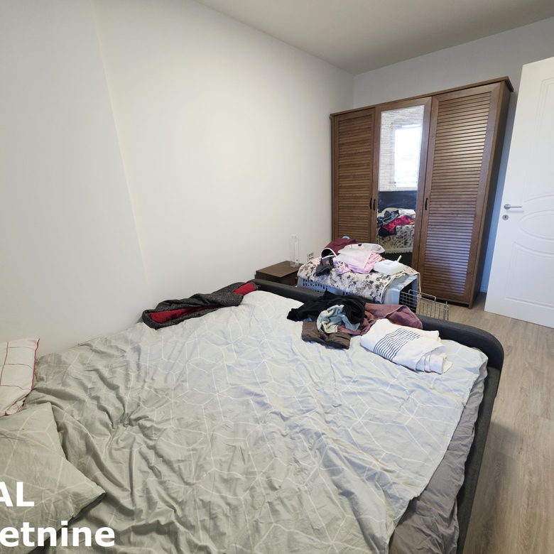 Stan Prodaja Novi Sad  104 m2