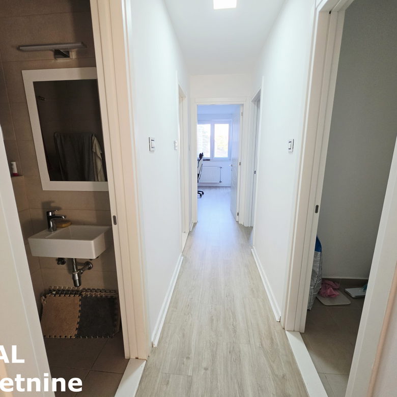 Troiposoban stan na prodaju, Sajmište, Novi Sad, 104m², 350.000 €