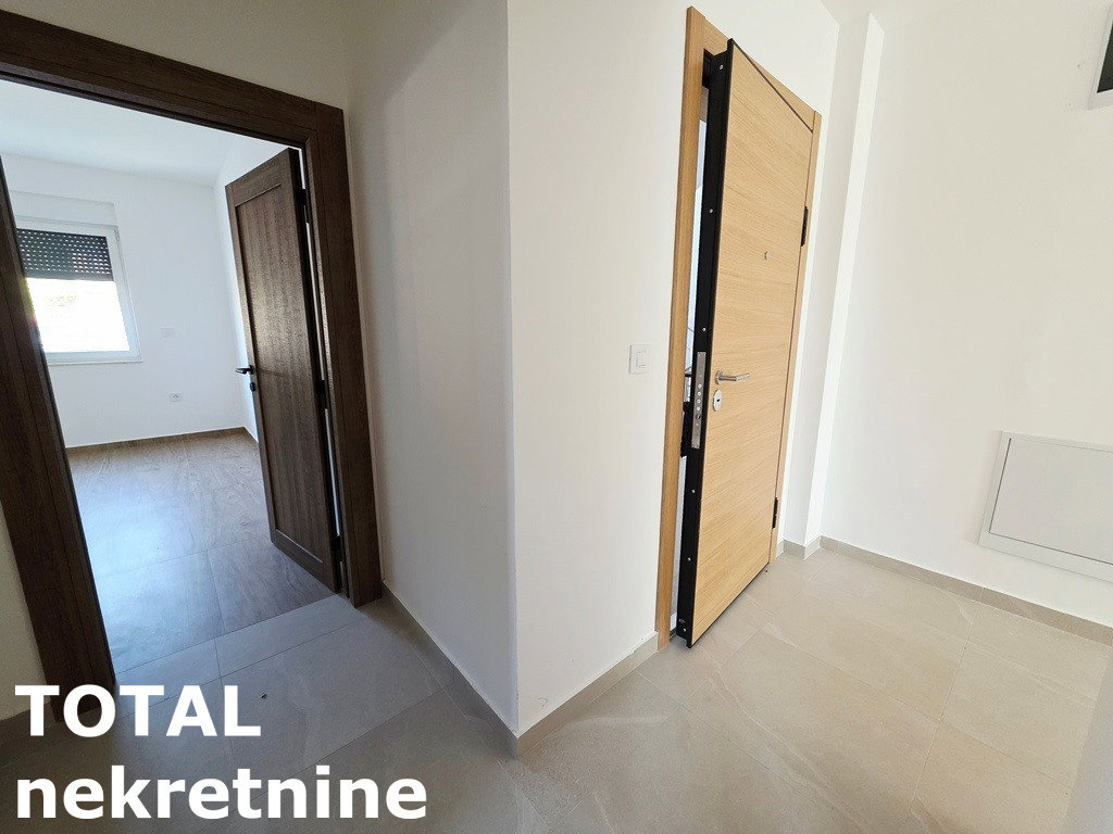 stanovi-3-5-re-tatarsko-brdo-1102150-lqmac Četvorosoban stan na prodaju, Tatarsko Brdo, Novi Sad, 96m², 237.600 €