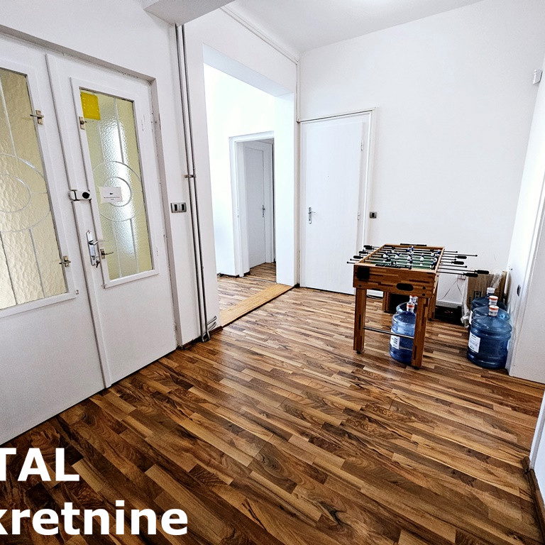 Troiposoban stan na prodaju, Centar, Novi Sad, 131m², 450.000 €