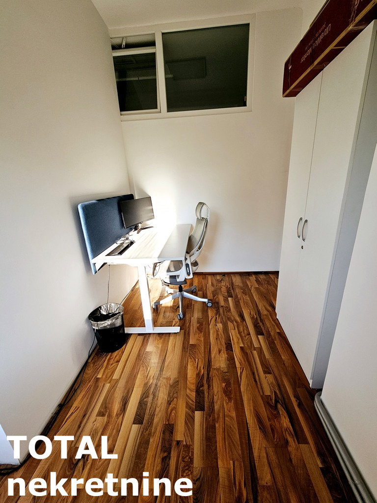 Troiposoban stan na prodaju, Centar, Novi Sad, 131m², 450.000 €