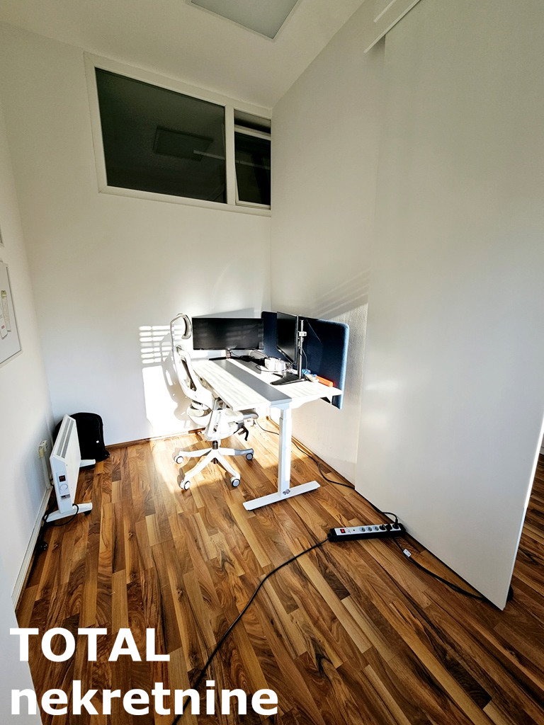 Troiposoban stan na prodaju, Centar, Novi Sad, 131m², 450.000 €