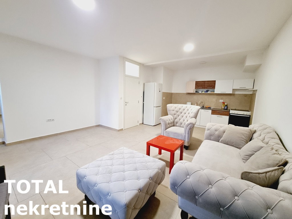 Troiposoban stan na prodaju, Sajmište, Novi Sad, 70m², 103.000 €