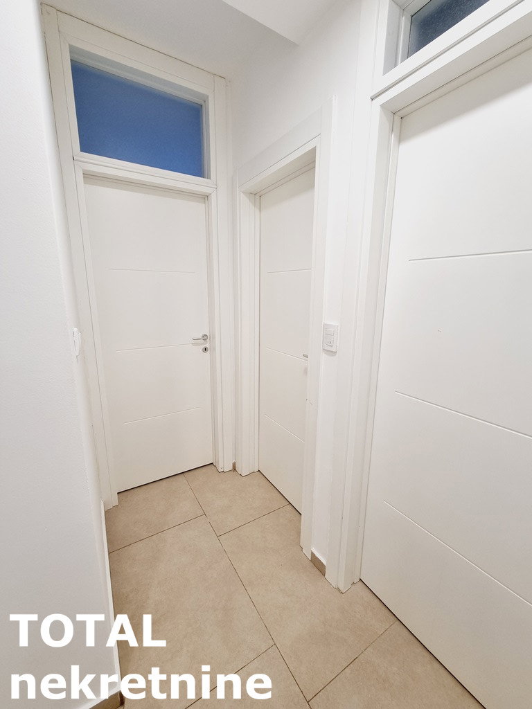stanovi-3-5-su-sajam-1063134-gcrwm Troiposoban stan na prodaju, Sajmište, Novi Sad, 70m², 103.000 €