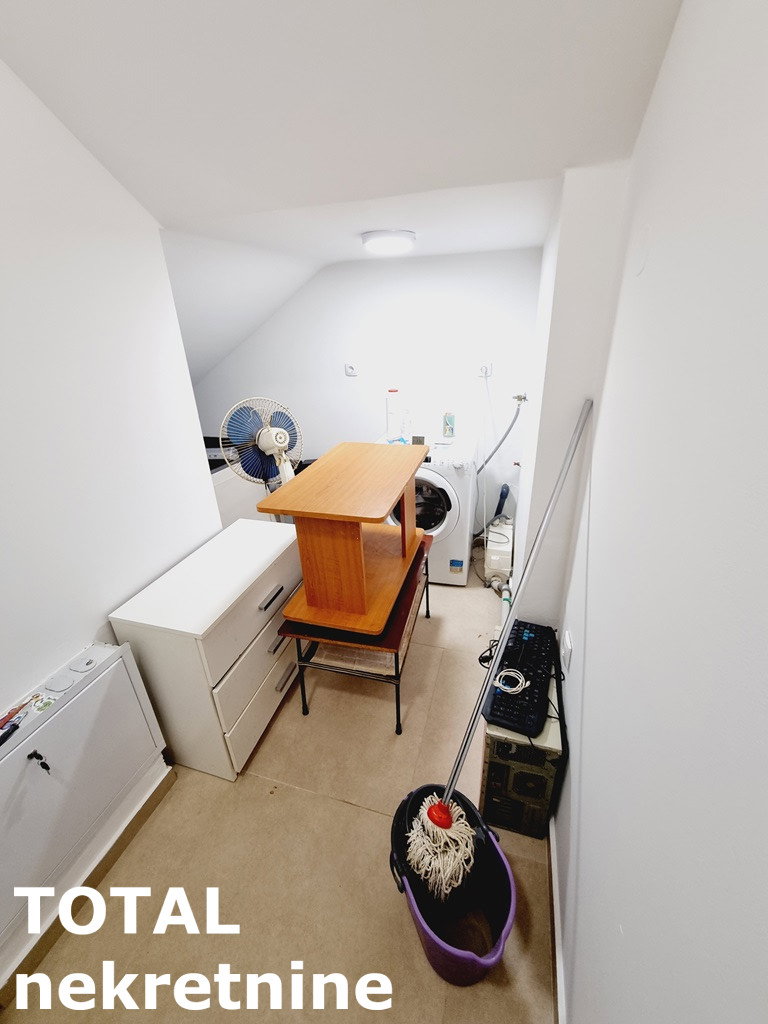 stanovi-3-5-su-sajam-1063134-l1du1 Troiposoban stan na prodaju, Sajmište, Novi Sad, 70m², 103.000 €