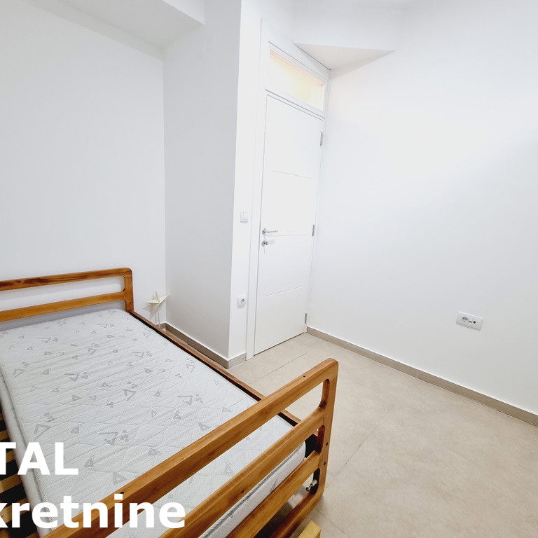 Stan Prodaja Novi Sad  70 m2