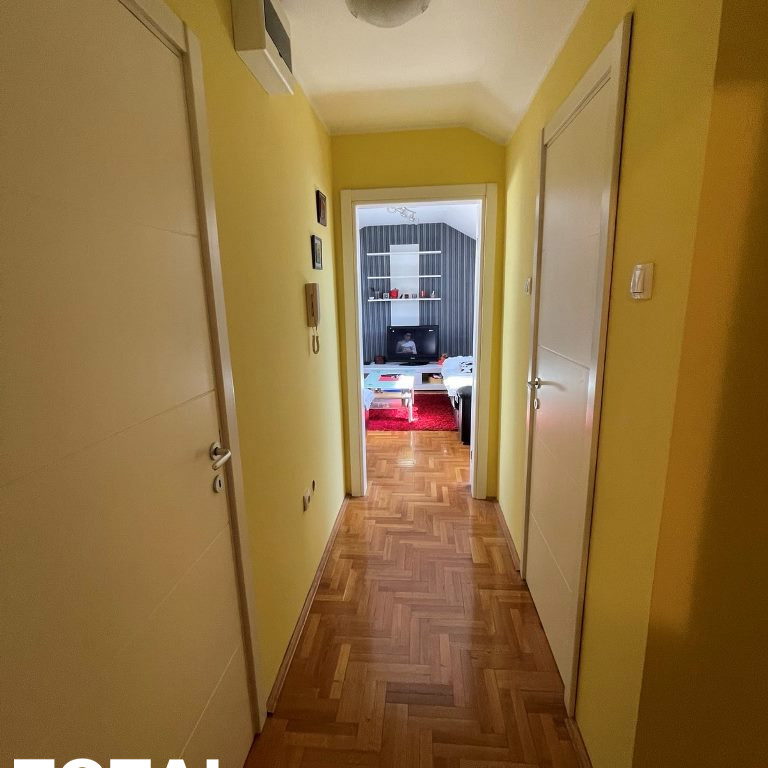Stan Prodaja Novi Sad  64 m2