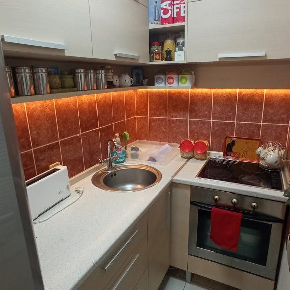 Stan Prodaja Novi Sad  65 m2