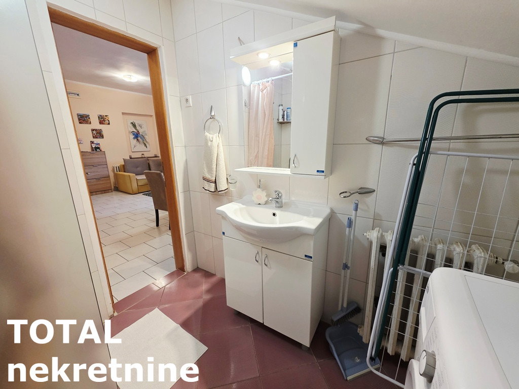 Trosoban stan na prodaju, Centar, Novi Sad, 50m², 122.000 €