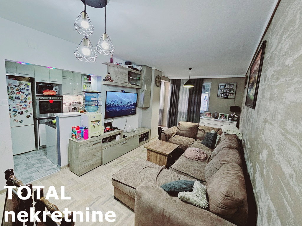 Trosoban stan na prodaju, Nova Detelinara, Novi Sad, 67m², 147.400 €