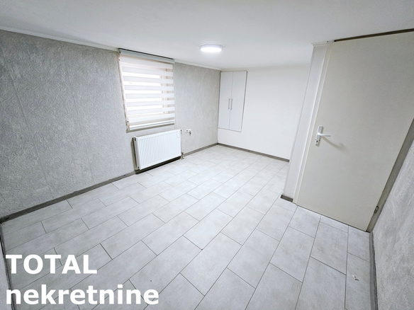 Stan Prodaja Novi Sad  50 m2