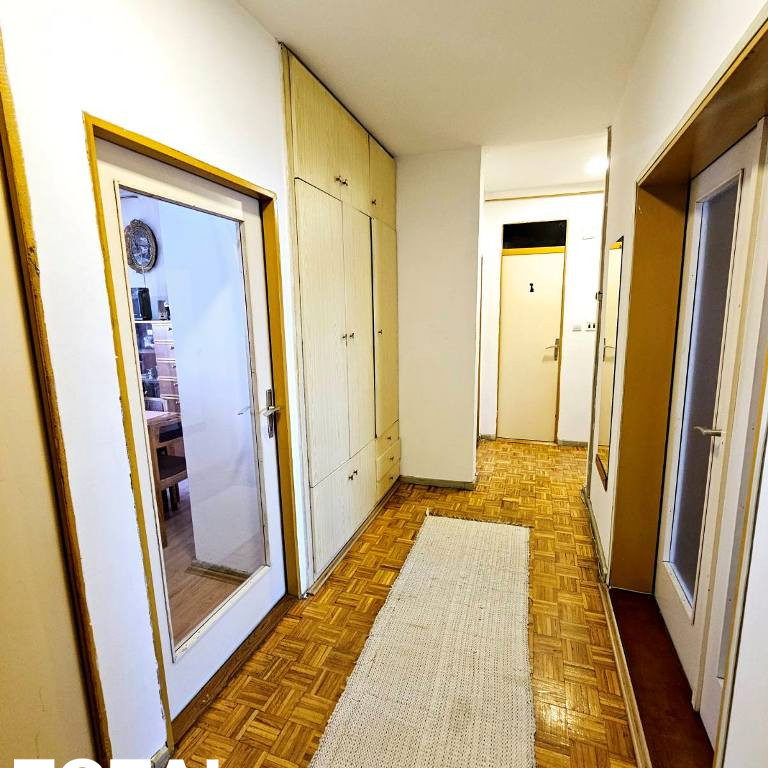 Trosoban stan na prodaju, Nova Detelinara, Novi Sad, 82m², 195.000 €