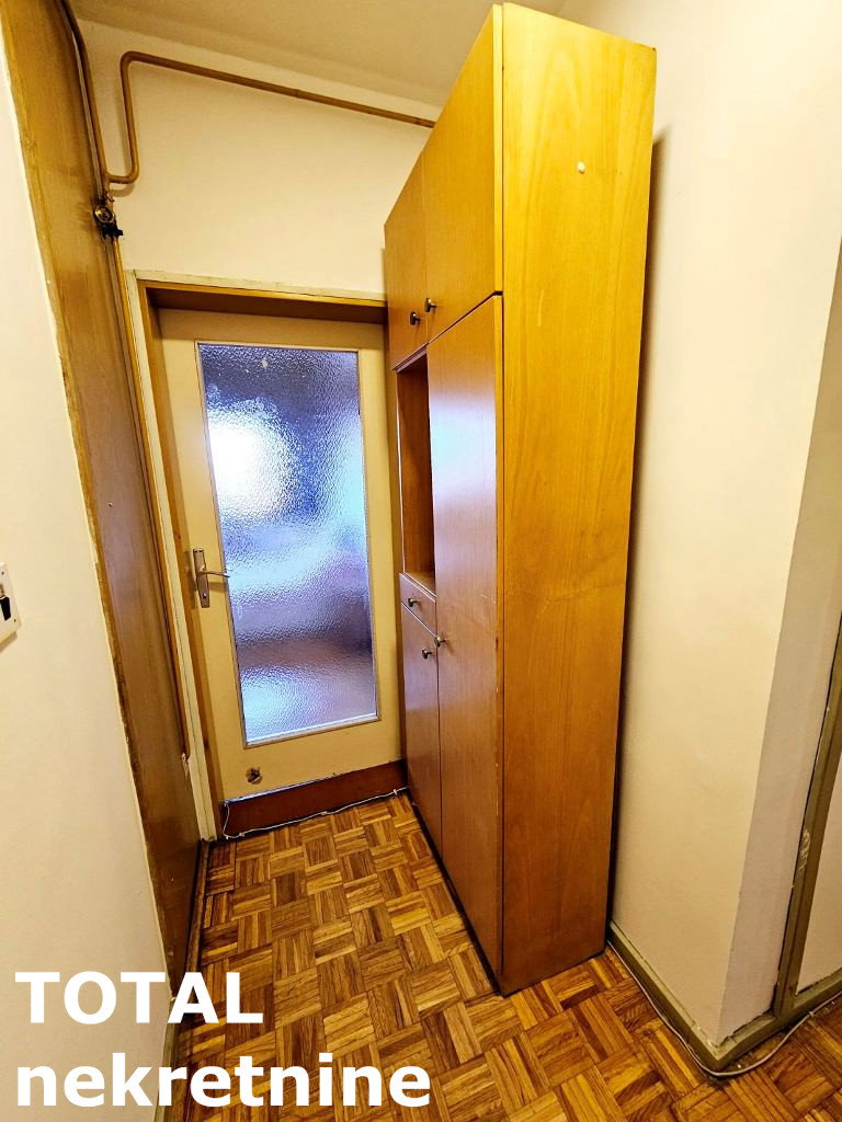 Trosoban stan na prodaju, Nova Detelinara, Novi Sad, 82m², 195.000 €