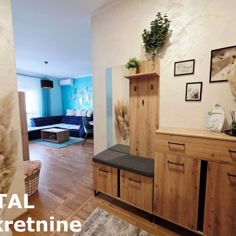 Trosoban stan na prodaju, Cara Dušana, Novi Sad, 59m², 200.000 €