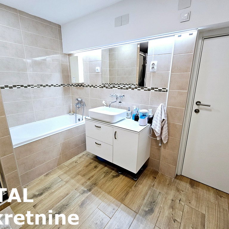 Trosoban stan na prodaju, Centar, Novi Sad, 95m², 260.000 €