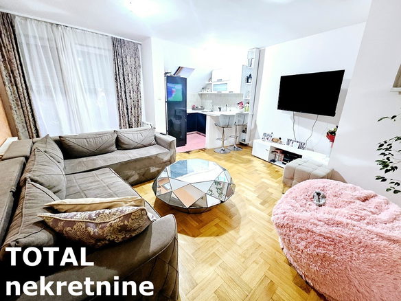 Stan Prodaja Novi Sad  75 m2