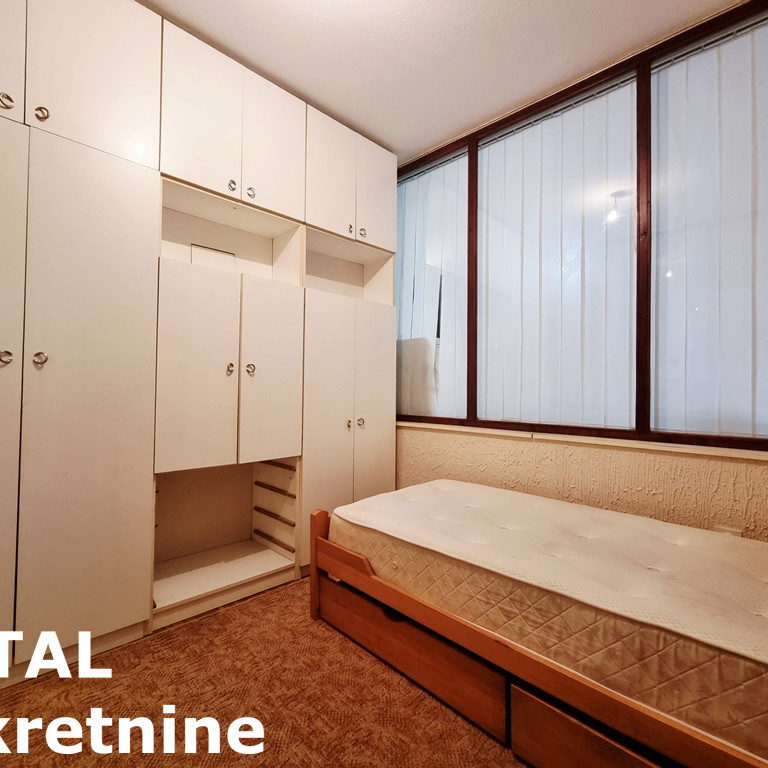 Trosoban stan na prodaju, Adamovićevo Naselje, Novi Sad, 57m², 136.800 €