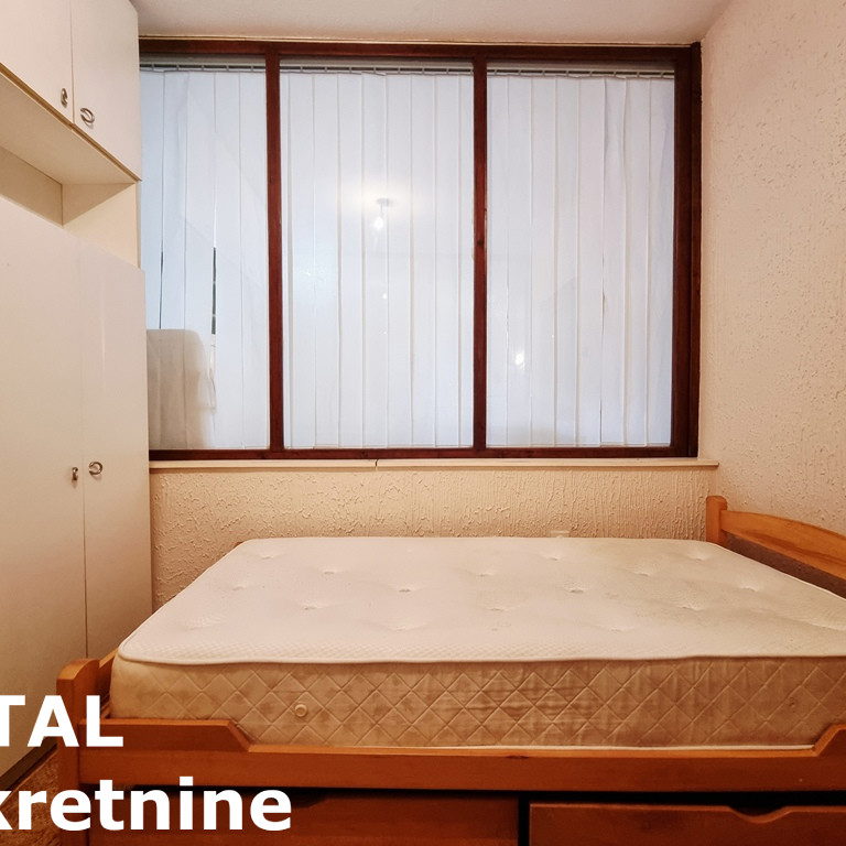 Trosoban stan na prodaju, Adamovićevo Naselje, Novi Sad, 57m², 136.800 €