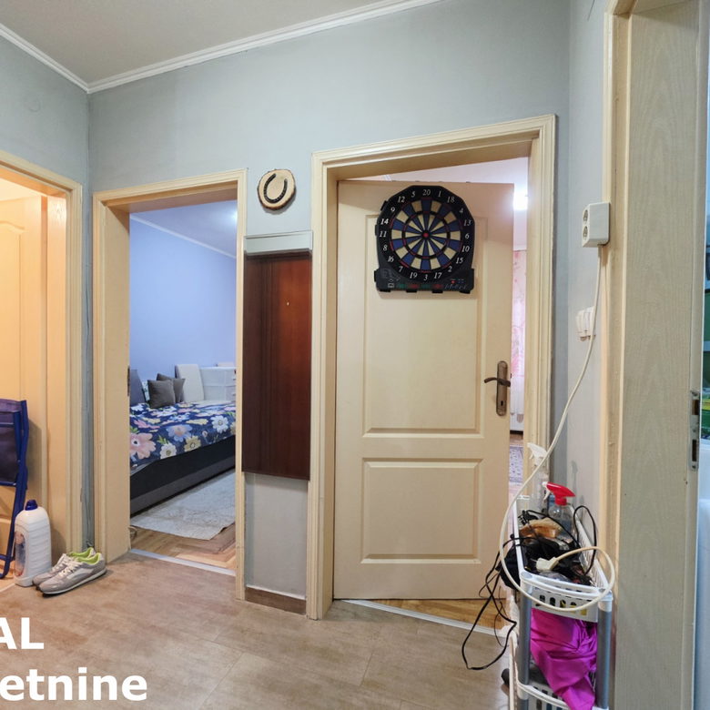 Trosoban stan na prodaju, Adice, Novi Sad, 57m², 142.500 €