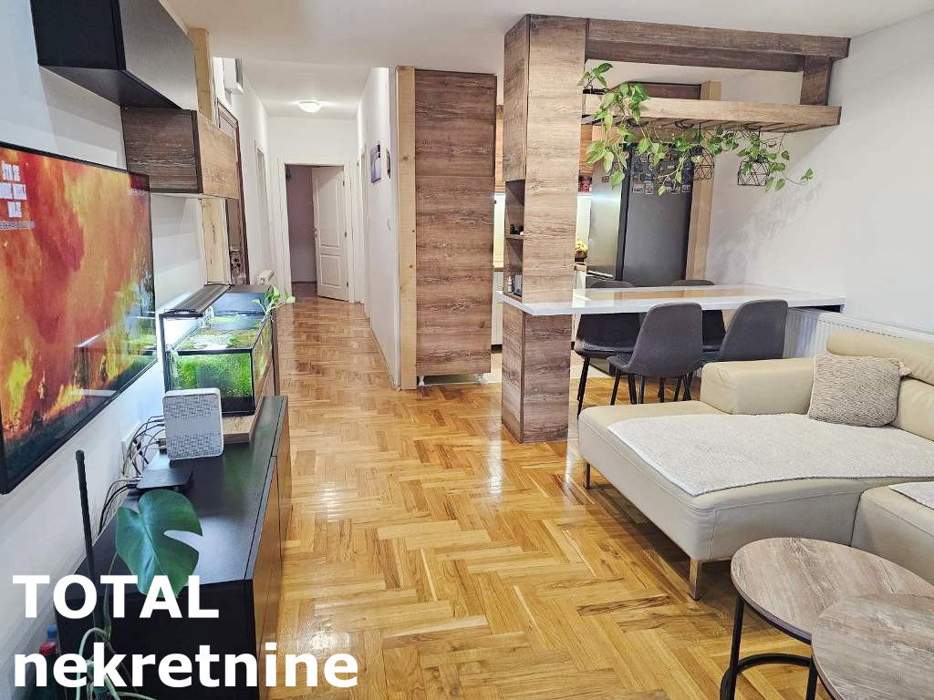 Trosoban stan na prodaju, Adice, Novi Sad, 69m², 141.000 €