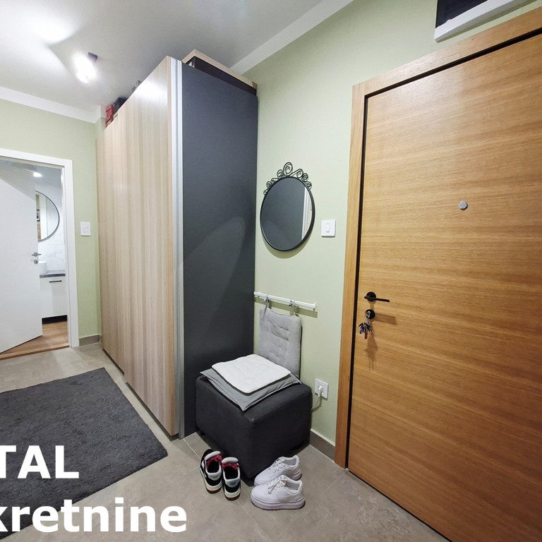 Trosoban stan na prodaju, Avijacija, Novi Sad, 60m², 185.900 €