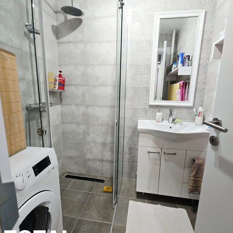 Trosoban stan na prodaju, Bulevar Oslobođenja, Novi Sad, 76m², 205.000 €
