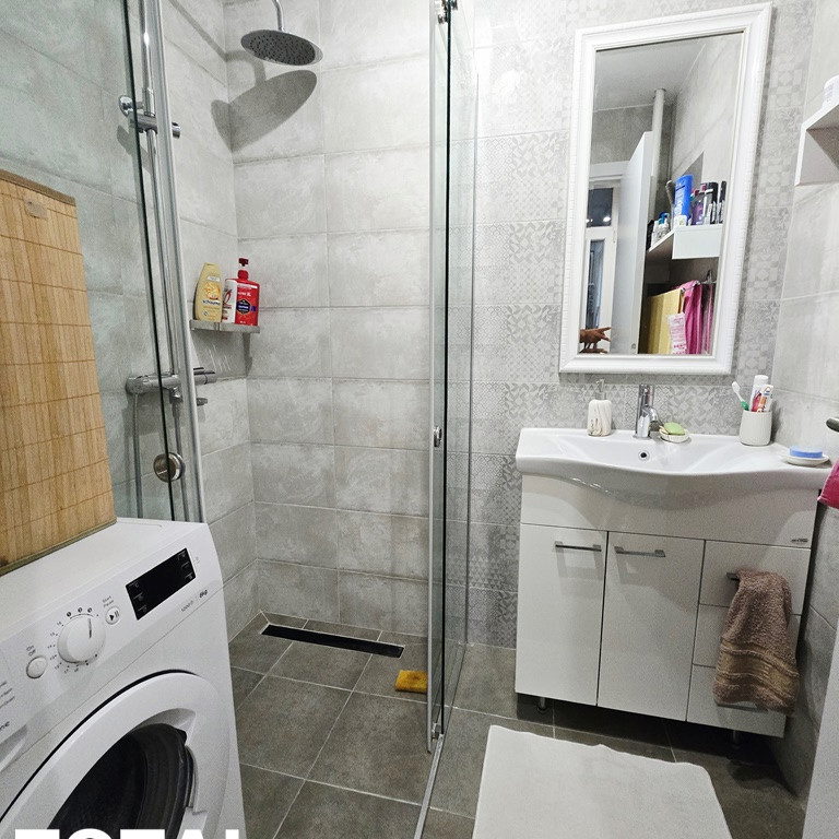 Trosoban stan na prodaju, Bulevar Oslobođenja, Novi Sad, 76m², 205.000 €
