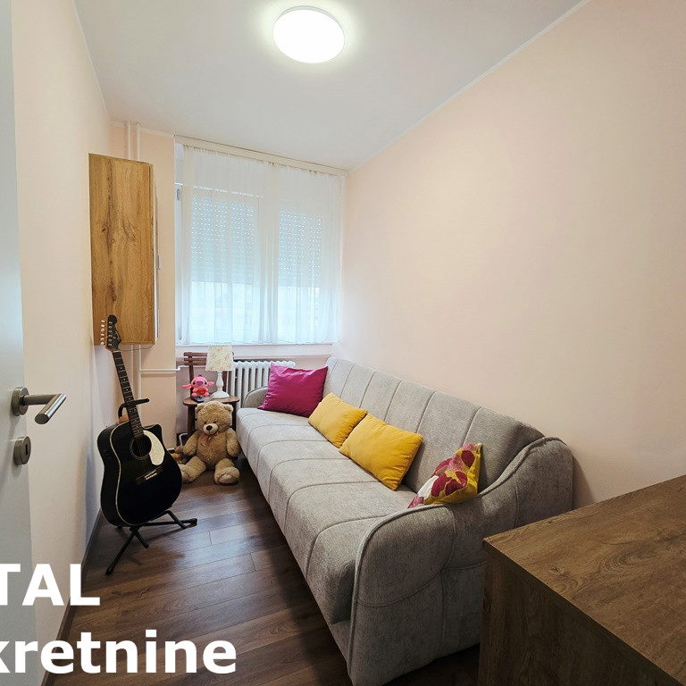 Trosoban stan na prodaju, Bulevar Oslobođenja, Novi Sad, 76m², 205.000 €