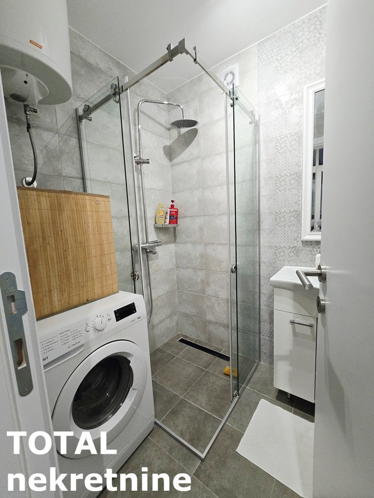 stanovi-3-re-bulevar-1102857-png2k Trosoban stan na prodaju, Bulevar Oslobođenja, Novi Sad, 76m², 205.000 €