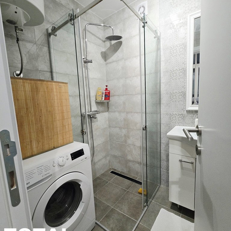 Trosoban stan na prodaju, Bulevar Oslobođenja, Novi Sad, 76m², 205.000 €
