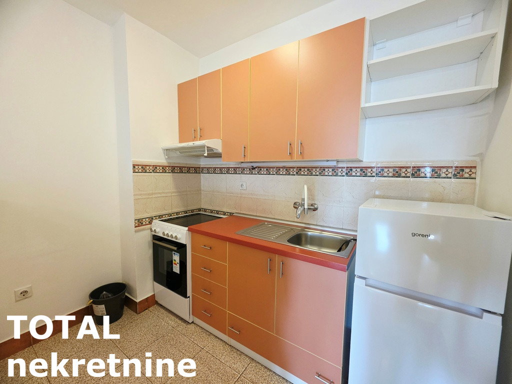 Trosoban stan na prodaju, Subotički Bulevar, Novi Sad, 48m², 131.000 €