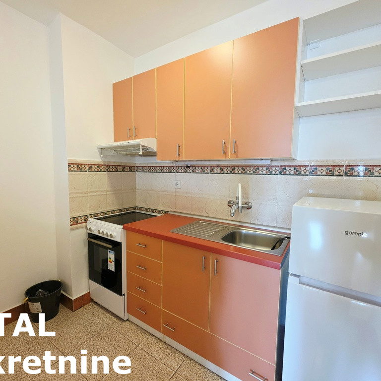 Trosoban stan na prodaju, Subotički Bulevar, Novi Sad, 48m², 131.000 €