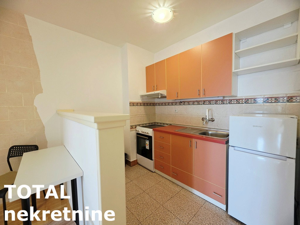Trosoban stan na prodaju, Subotički Bulevar, Novi Sad, 48m², 131.000 €