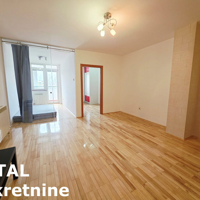 Stan Prodaja Novi Sad  48 m2