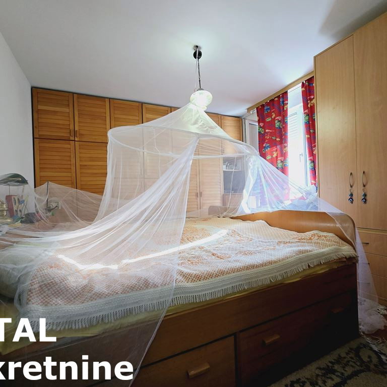 Trosoban stan na prodaju, Centar, Novi Sad, 86m², 320.000 €
