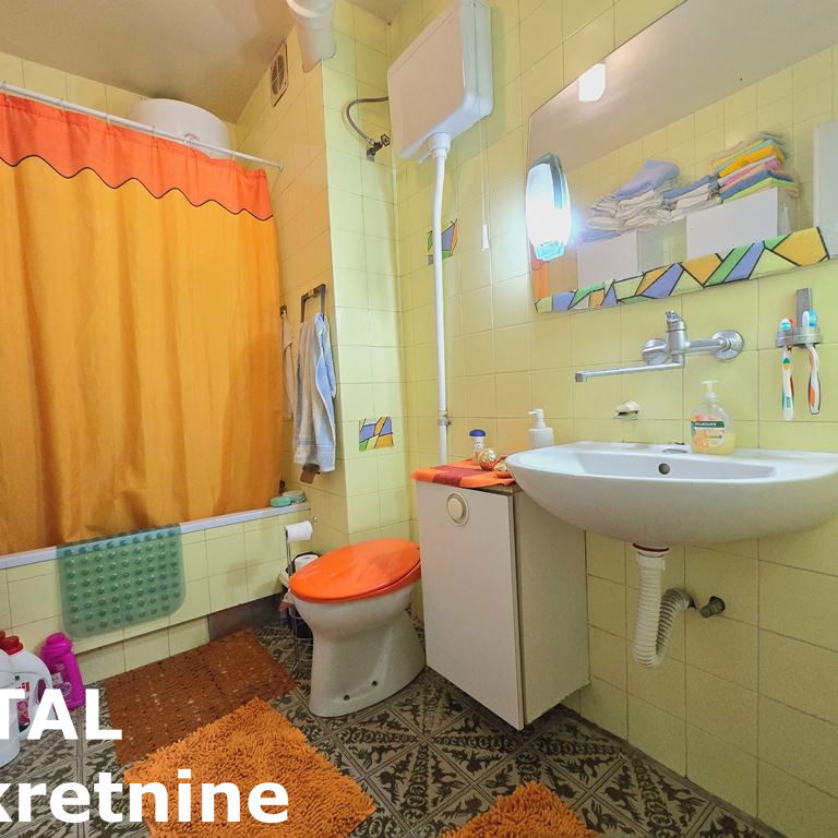 Trosoban stan na prodaju, Centar, Novi Sad, 86m², 320.000 €
