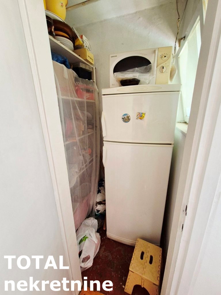 stanovi-3-re-centar-1064338-8nknk Trosoban stan na prodaju, Centar, Novi Sad, 86m², 215.000 €