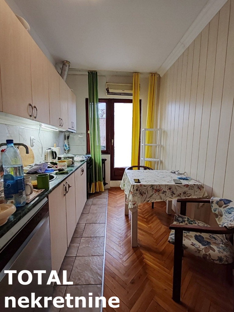 Trosoban stan na prodaju, Centar, Novi Sad, 67m², 167.500 €
