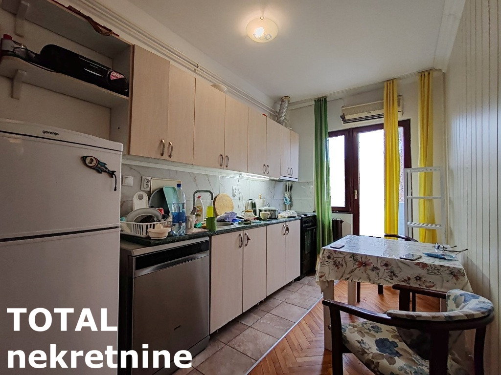Trosoban stan na prodaju, Centar, Novi Sad, 67m², 167.500 €