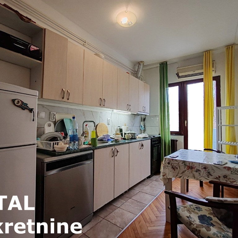 Trosoban stan na prodaju, Centar, Novi Sad, 67m², 167.500 €