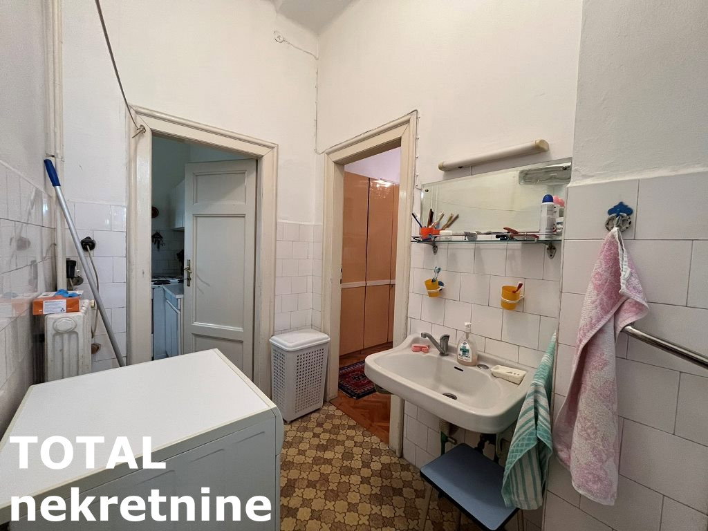 stanovi-3-re-centar-1100491-dl6wb Trosoban stan na prodaju, Centar, Novi Sad, 102m², 234.600 €
