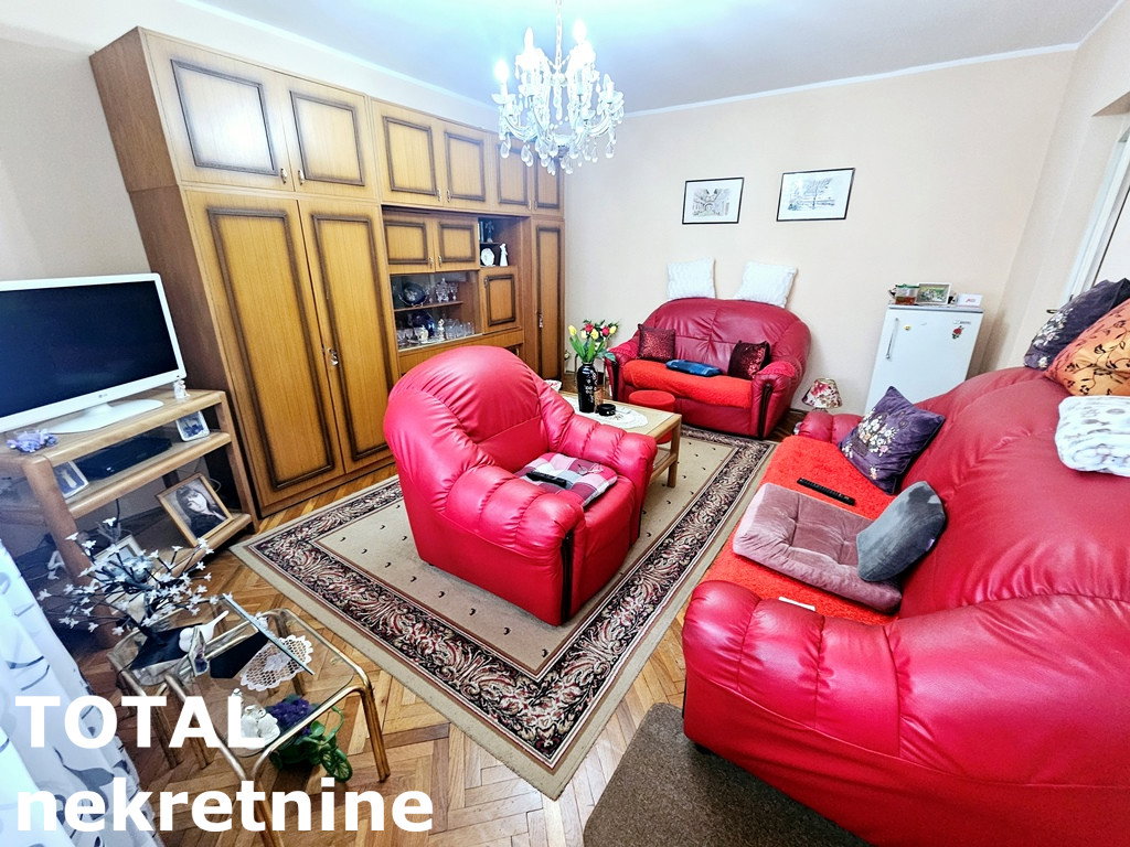 Trosoban stan na prodaju, Centar, Novi Sad, 71m², 177.500 €