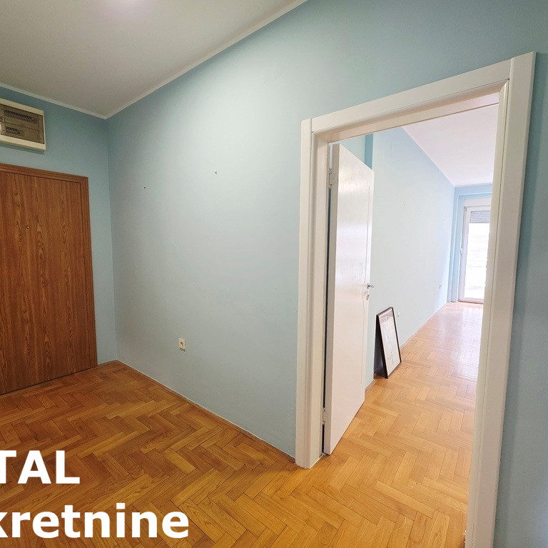Trosoban stan na prodaju, Centar, Novi Sad, 78m², 250.000 €